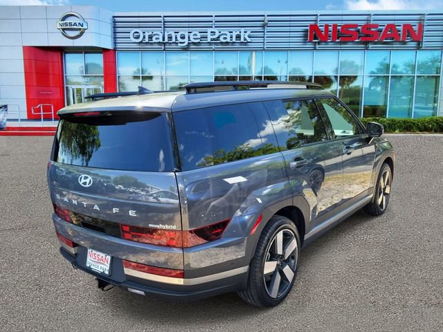 Used 2025 Hyundai Santa Fe Limited image 2