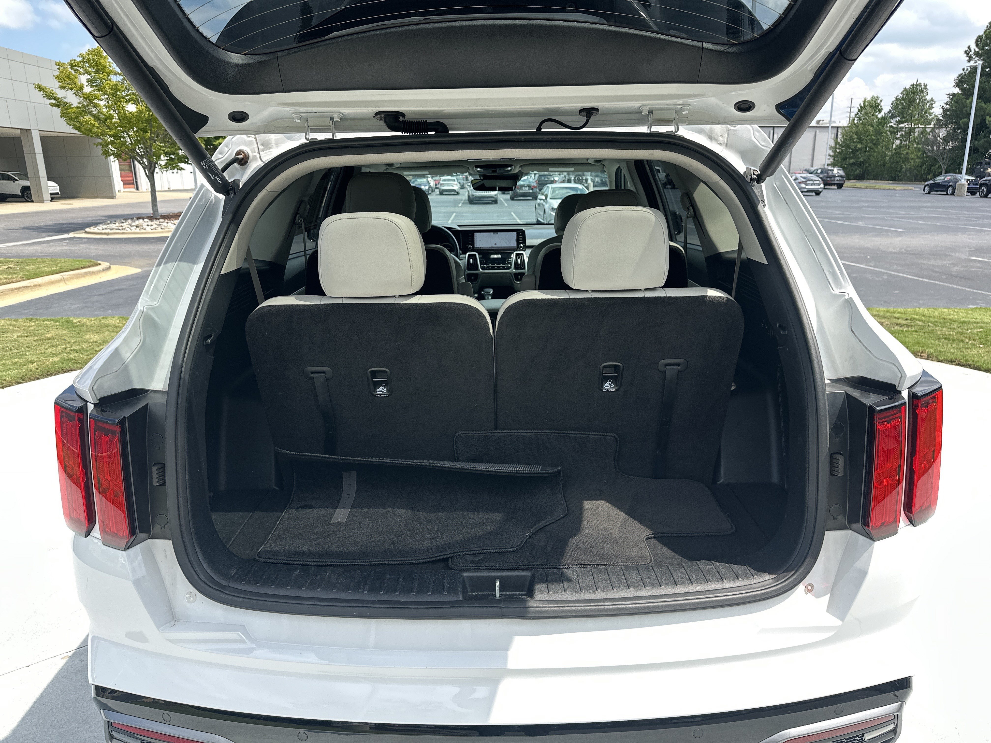 Used 2023 Kia Sorento SX FWD image 33