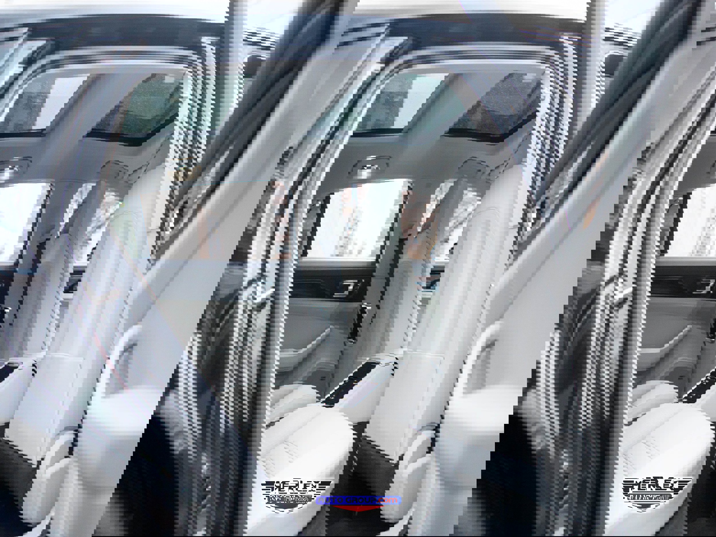 Used 2018 Porsche Panamera 4S w/ Premium Package Plus image 19