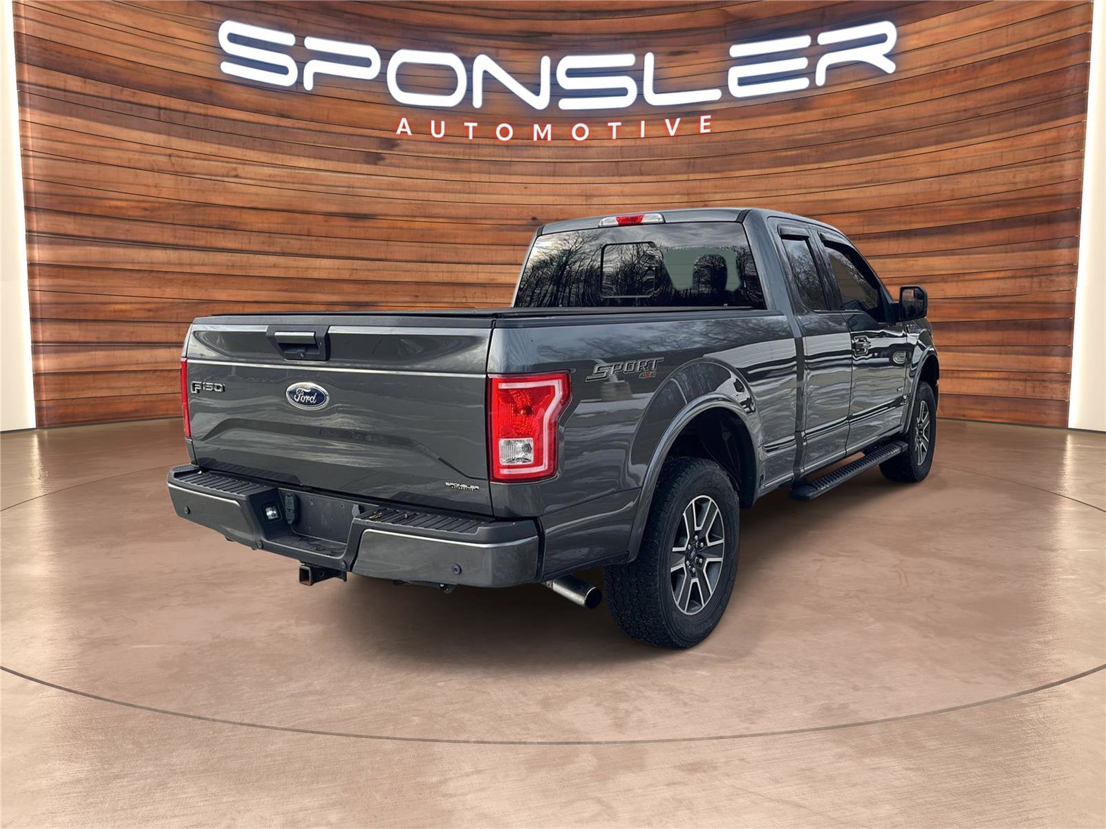 Used 2016 Ford F150 XLT w/ Equipment Group 302A Luxury image 5