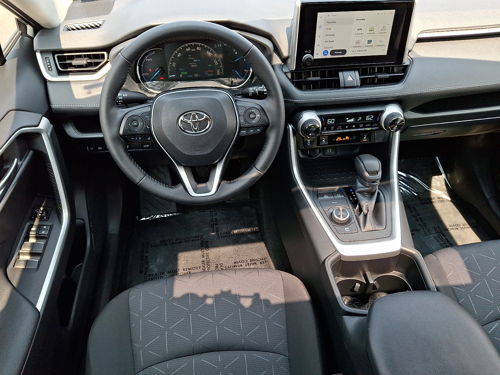 Used 2025 Toyota RAV4 XLE w/ Convenience Package AWD/4WD image 11