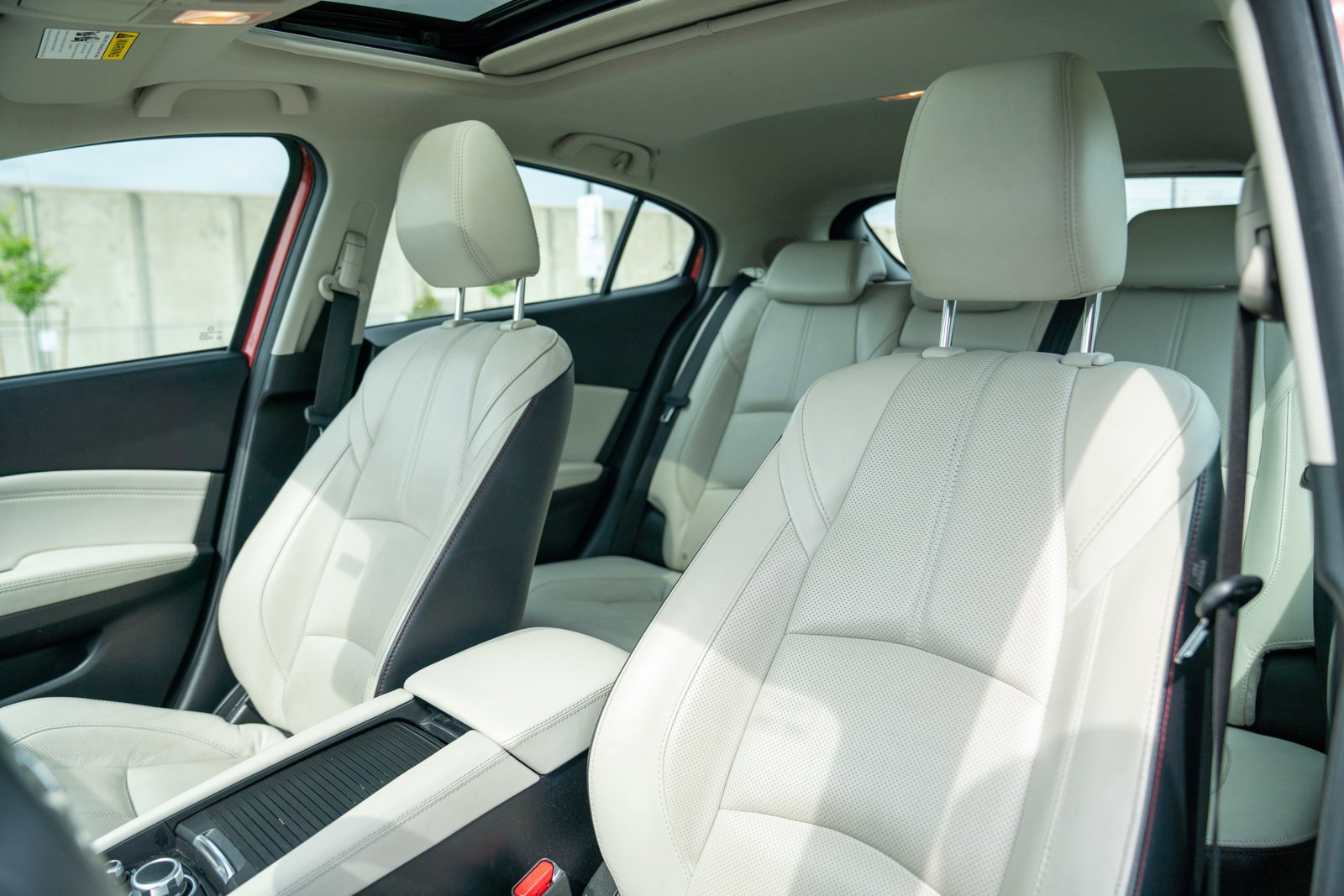 Used 2017 MAZDA MAZDA3 Grand Touring image 5