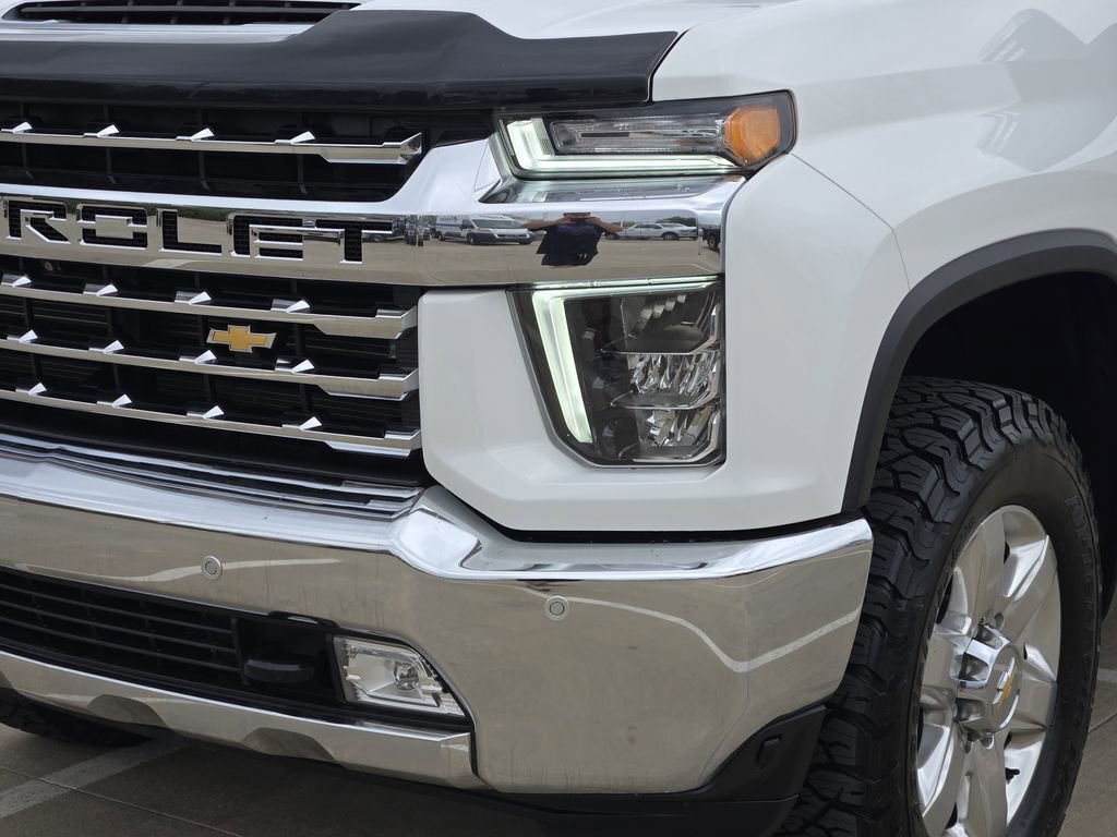 Used 2022 Chevrolet Silverado 3500 LTZ w/ LTZ Convenience Package AWD/4WD image 10
