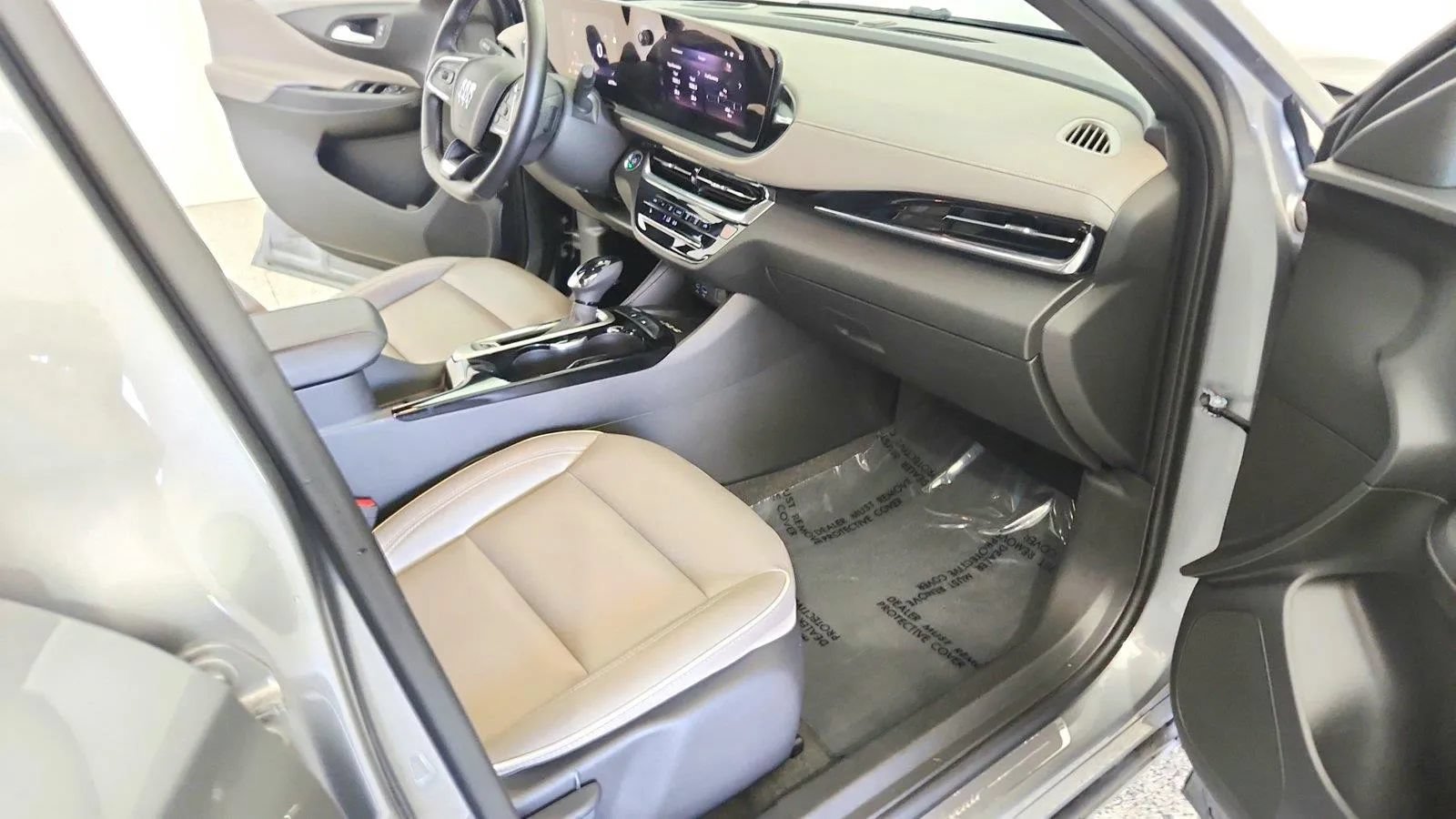 Used 2024 Buick Envista Avenir FWD image 29