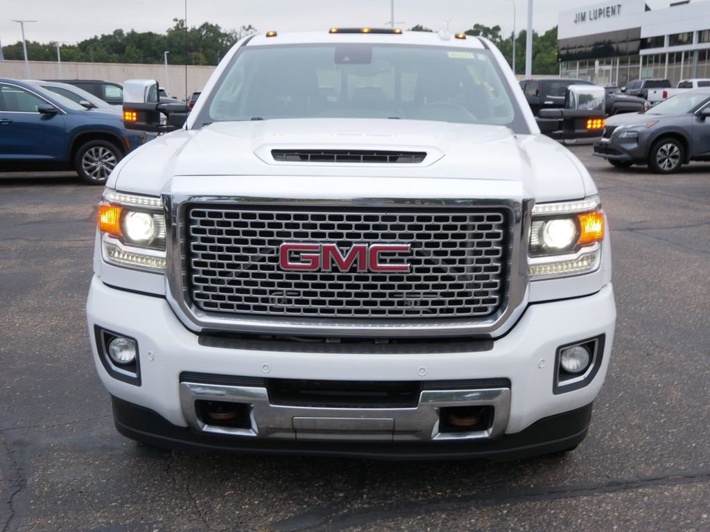Used 2017 GMC Sierra 3500 Denali image 10