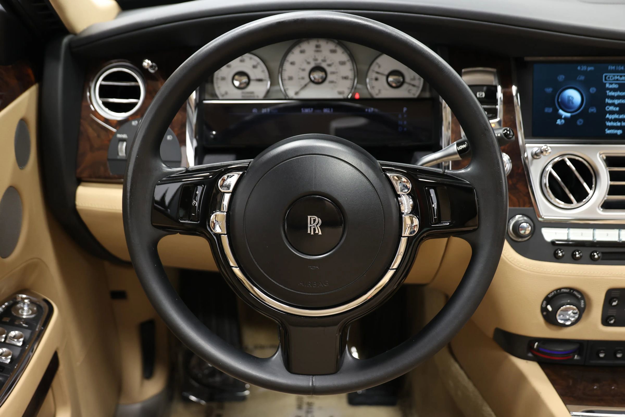 Used 2011 Rolls-Royce Ghost Sedan 4D image 19