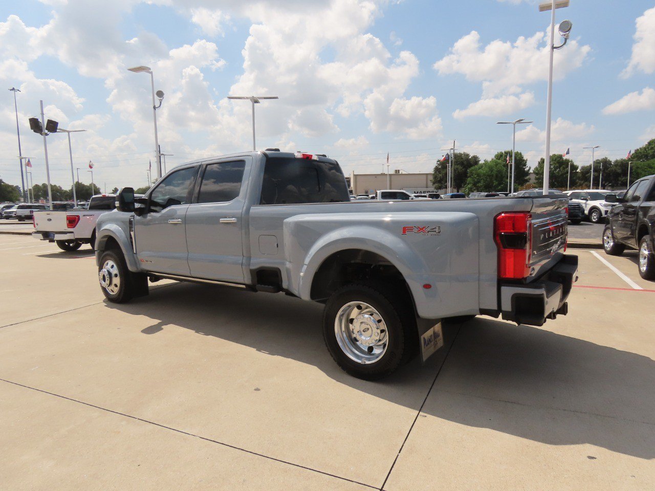 Used 2026 Ford F450 Platinum w/ Platinum Plus Package AWD/4WD image 16