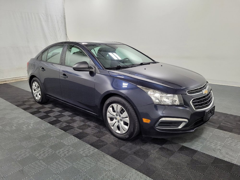 Used 2015 Chevrolet Cruze LS FWD image 11