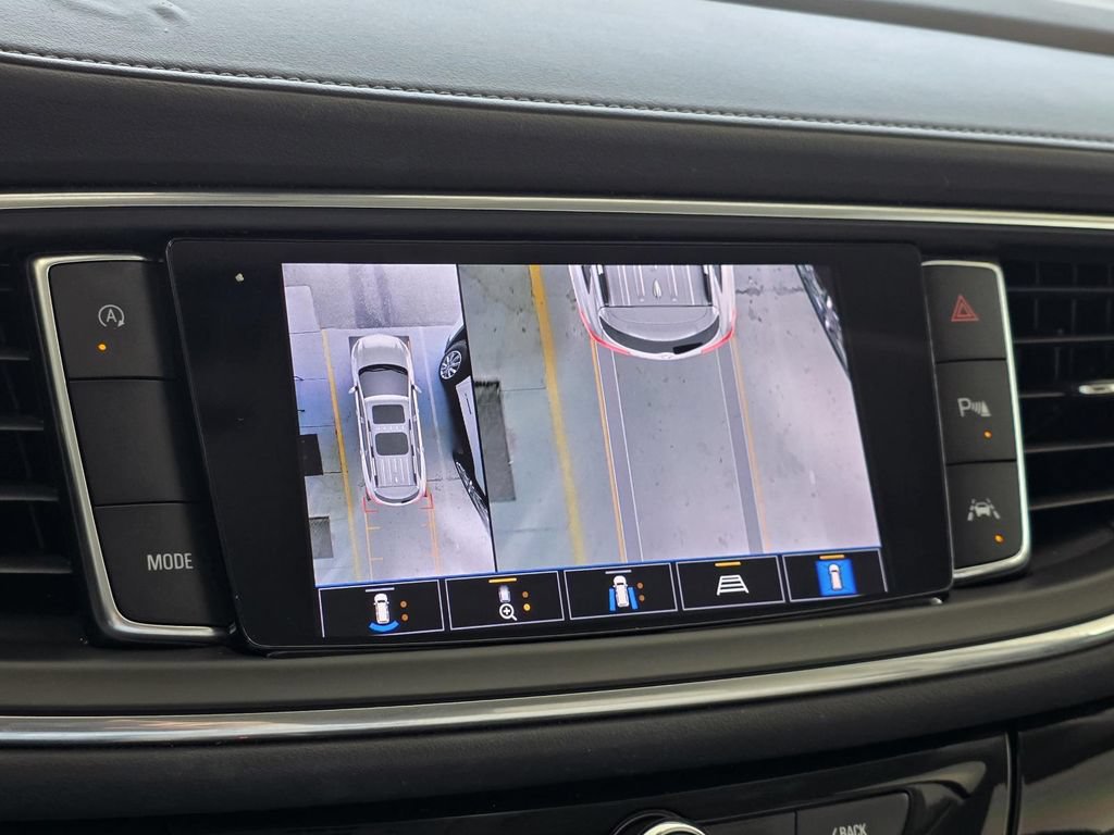 Used 2022 Buick Enclave Avenir w/ Avenir Technology Package FWD image 23