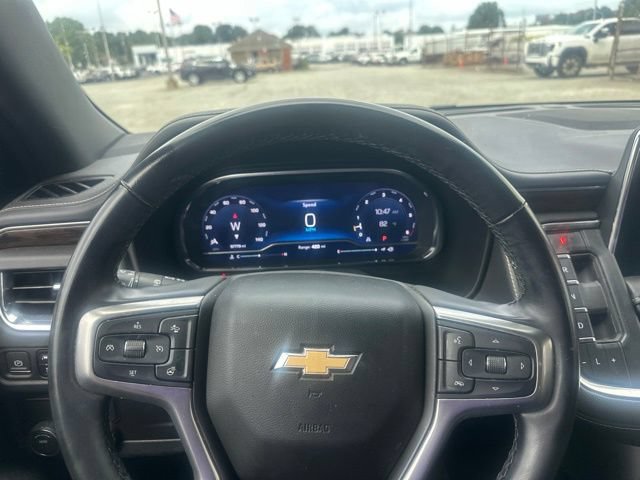 Used 2023 Chevrolet Suburban Premier RWD image 16