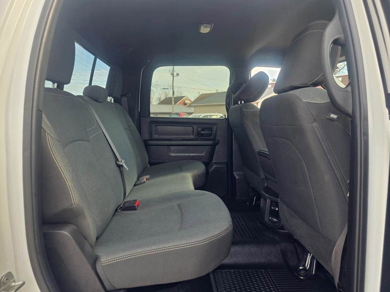 Used 2022 RAM 3500 Tradesman image 21