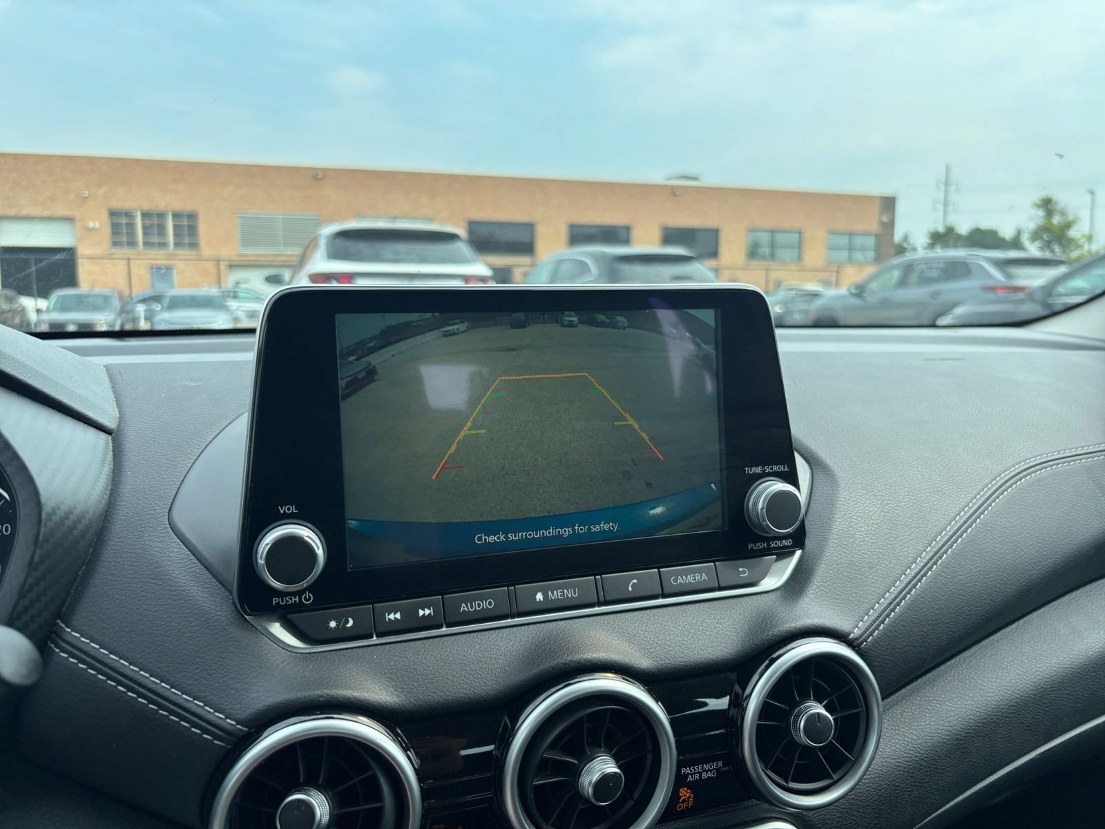 Used 2025 Nissan Sentra SV FWD image 21