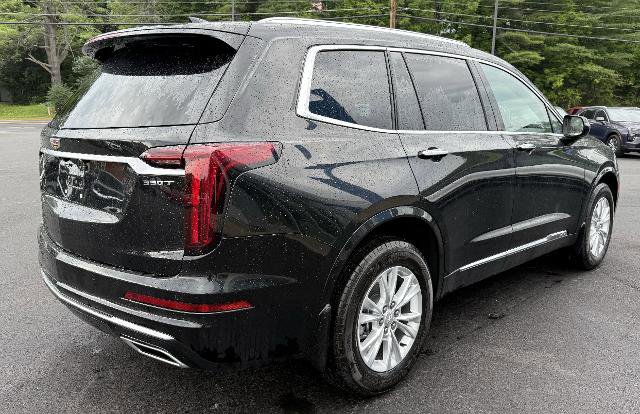New 2025 Cadillac XT6 Luxury image 5
