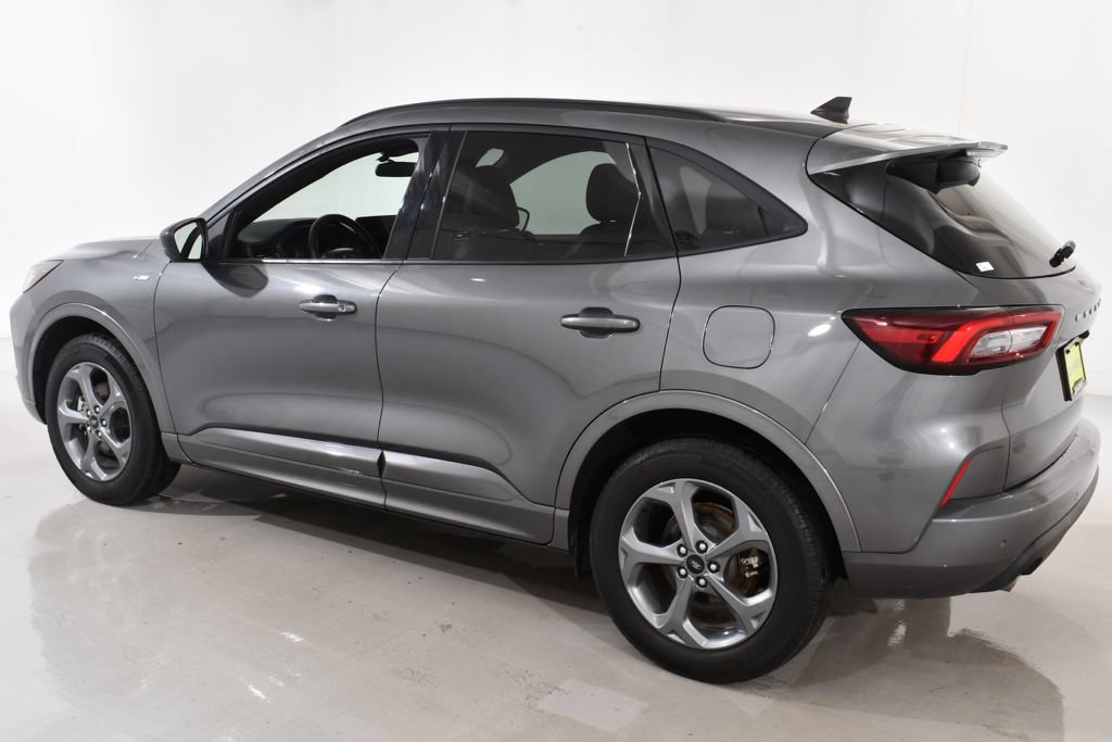 Used 2023 Ford Escape ST-Line w/ Tech Pack #1 AWD/4WD image 15