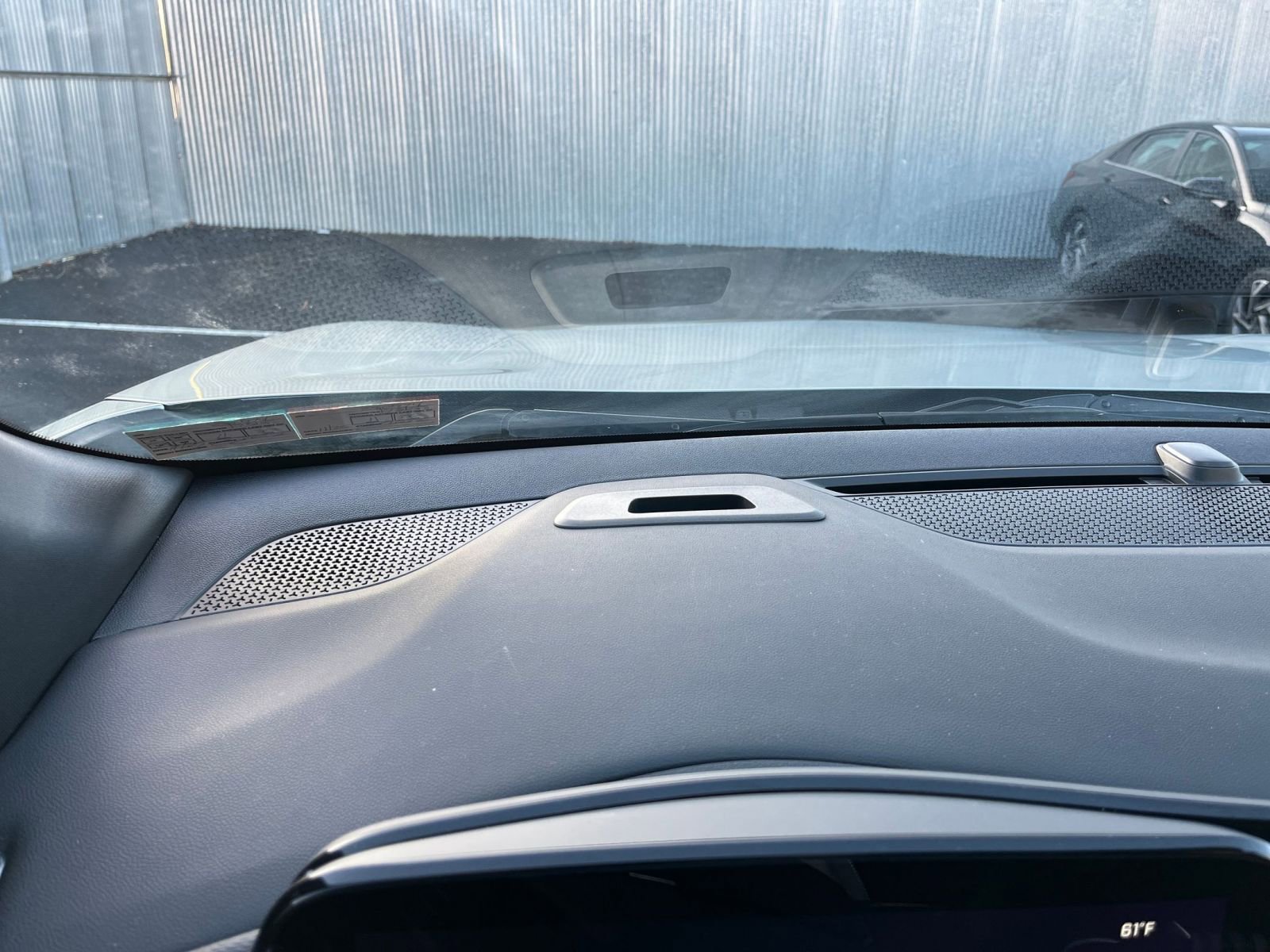 Used 2025 Chevrolet Equinox LT image 32