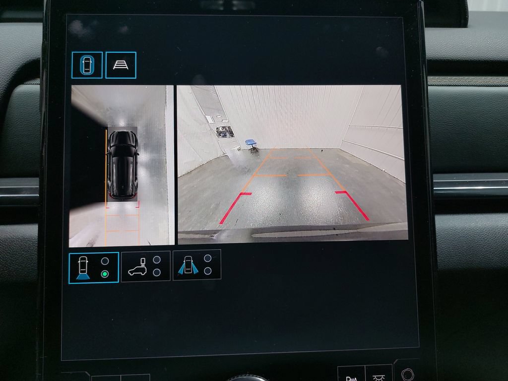 New 2026 GMC Terrain AT4 w/ Technology Package II AWD/4WD image 25