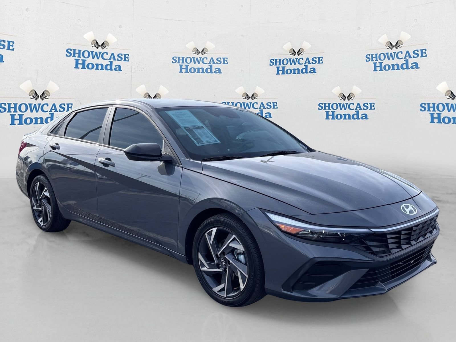 Used 2025 Hyundai Elantra Sport FWD image 10