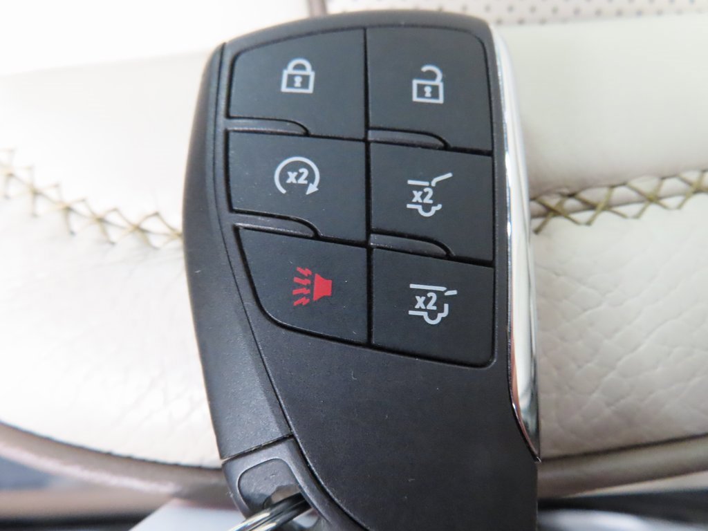 Used 2024 GMC Yukon XL Denali image 70