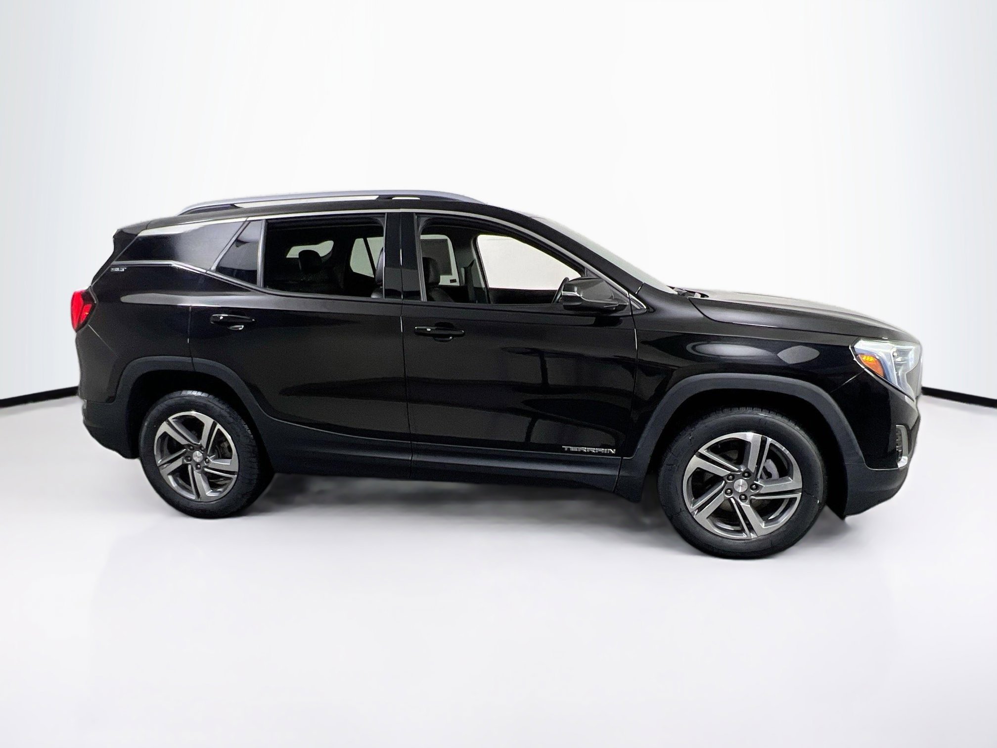 Used 2020 GMC Terrain SLT w/ Preferred Package image 4
