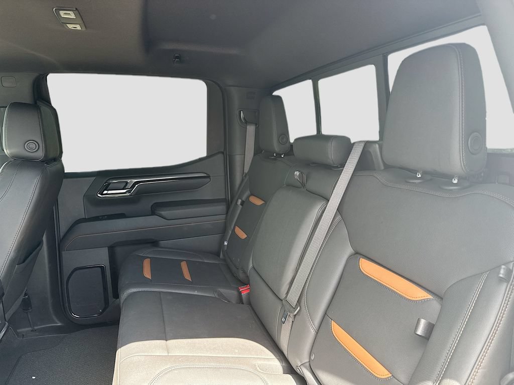 Used 2025 GMC Sierra 1500 AT4 w/ AT4 Premium Package AWD/4WD image 25