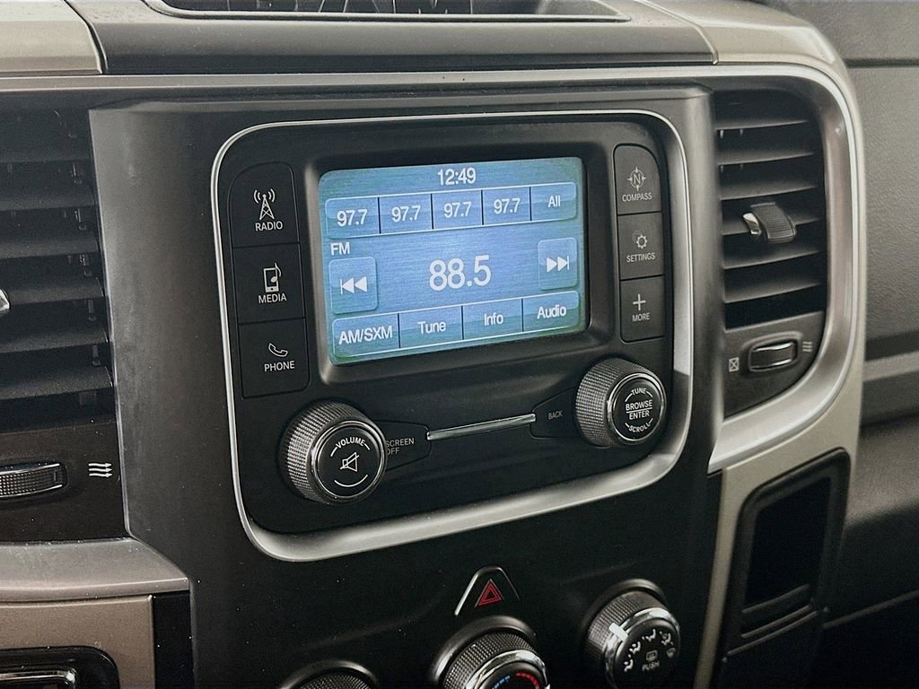 Used 2020 RAM 1500 Classic SLT image 17