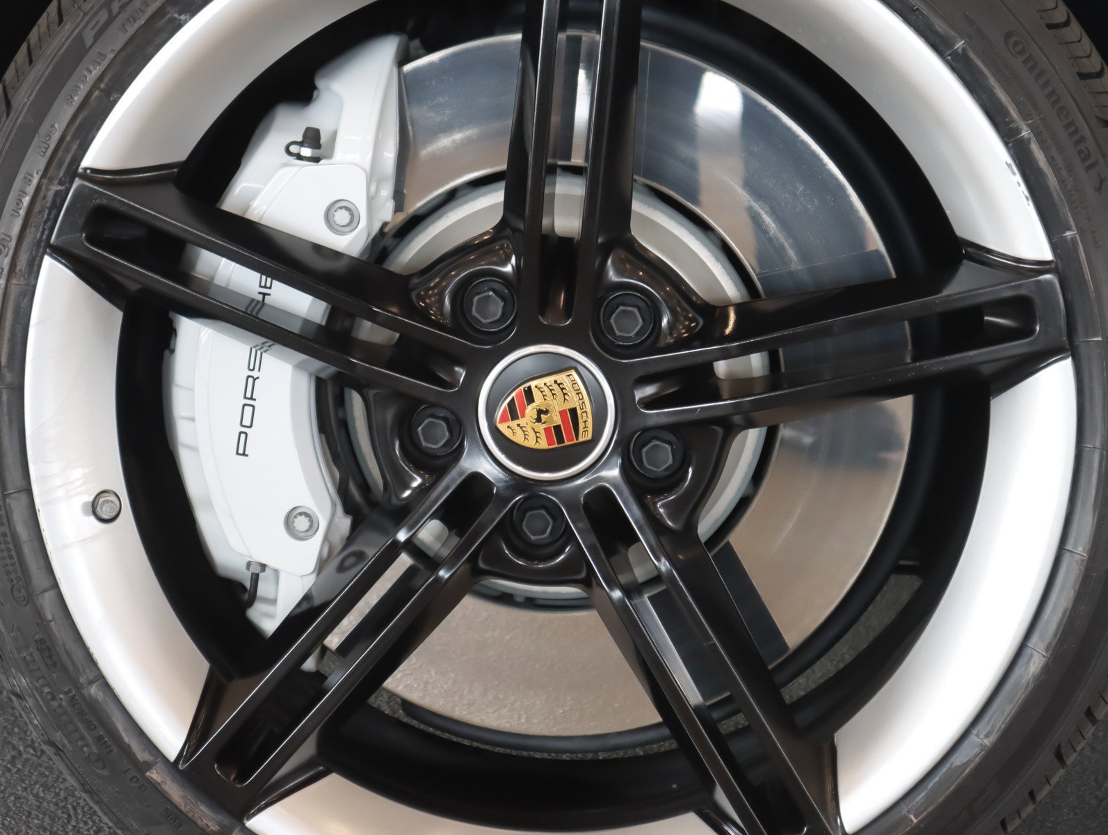 Certified 2024 Porsche Taycan 4S AWD/4WD image 24