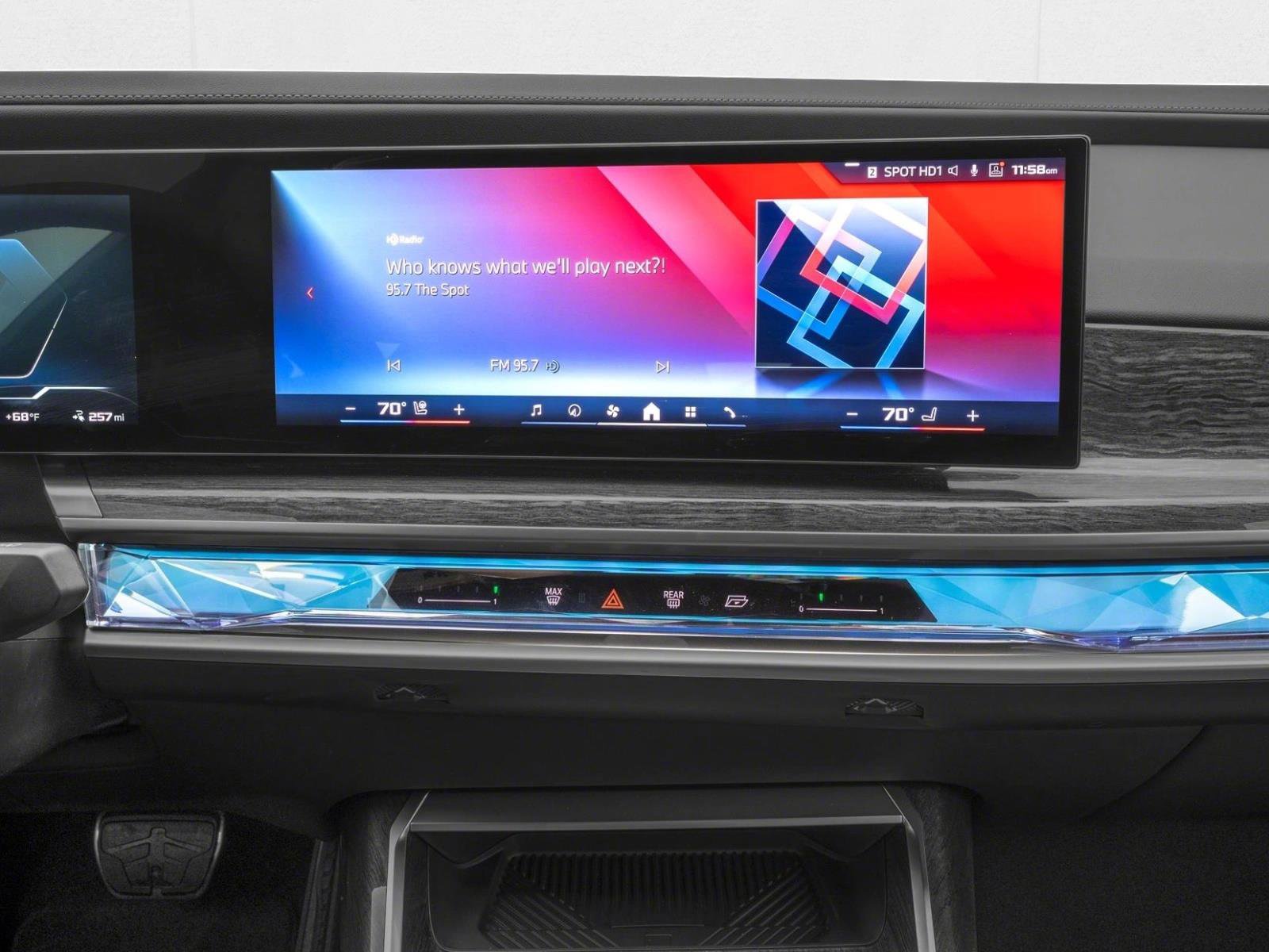 New 2026 BMW i7 M70 AWD/4WD image 7
