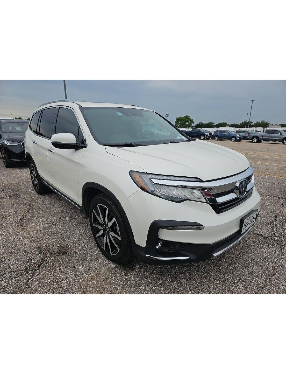 Used 2019 Honda Pilot Touring image 1