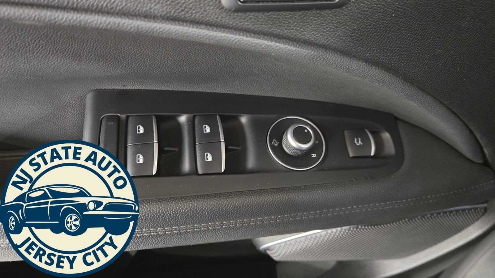 Used 2018 Alfa Romeo Stelvio Ti AWD/4WD image 27