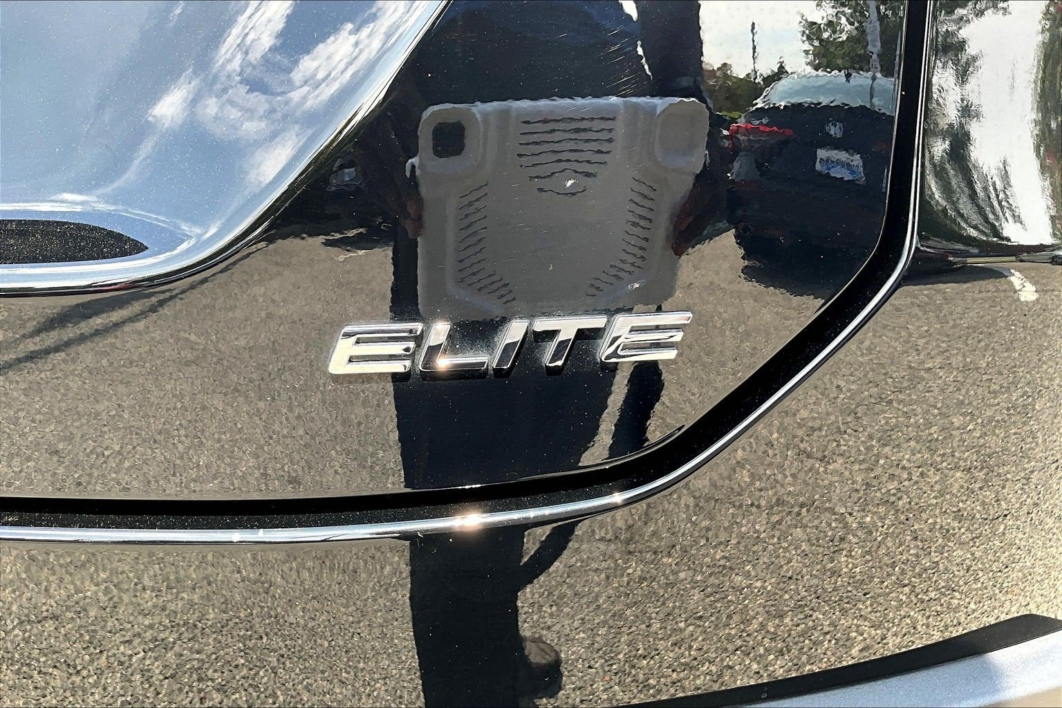 Used 2025 Honda Pilot Elite image 34
