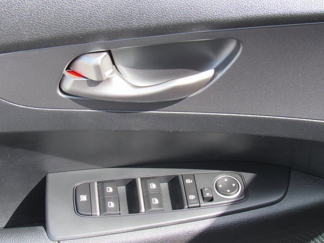 Used 2021 Kia Forte LXS image 13