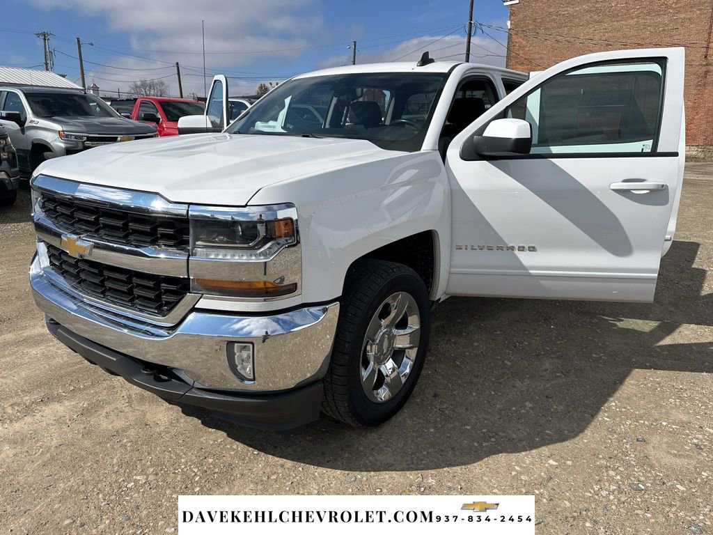 Used 2018 Chevrolet Silverado 1500 LT w/ LT Eassist Package image 26