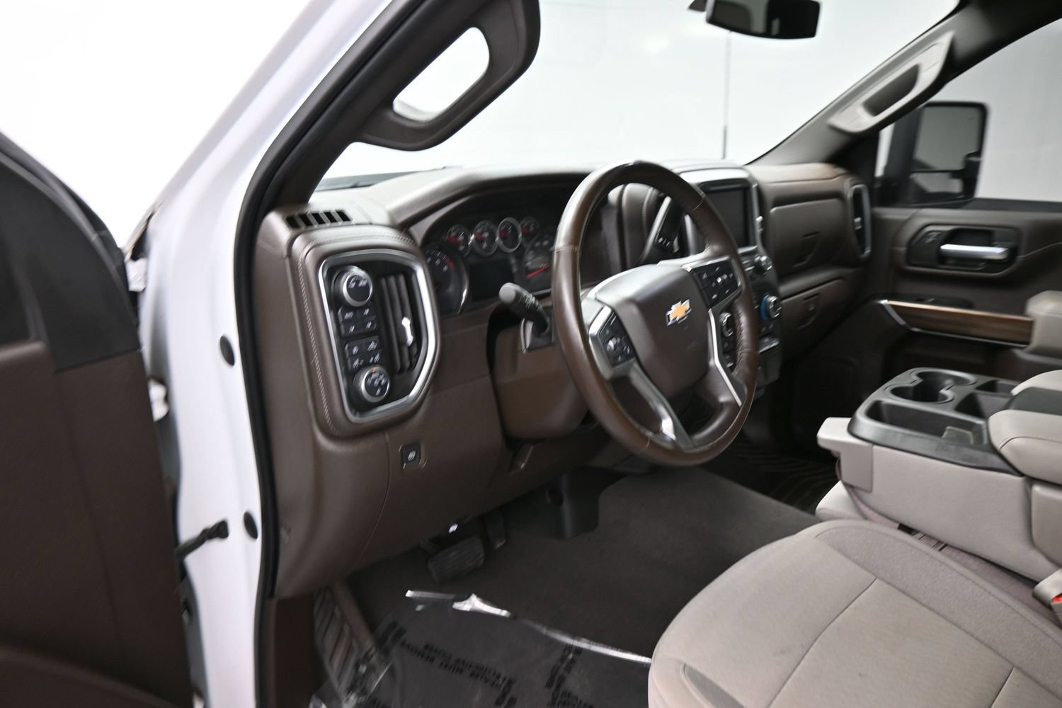 Used 2021 Chevrolet Silverado 2500 LT w/ All Star Edition AWD/4WD image 12