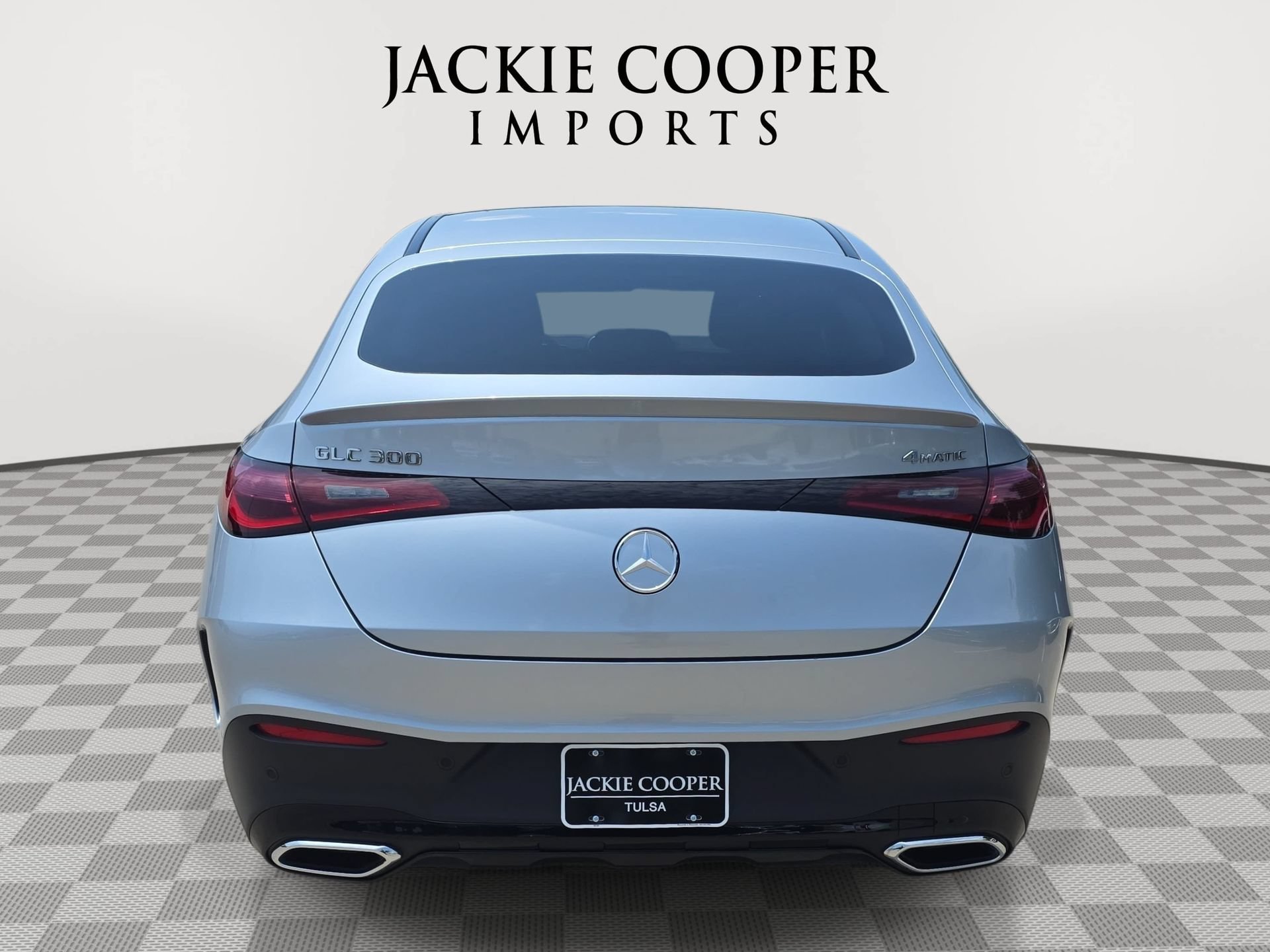 Used 2024 Mercedes-Benz GLC 300 4MATIC image 6