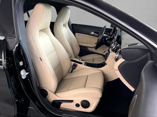 Certified 2016 Mercedes-Benz CLA 250 image 9