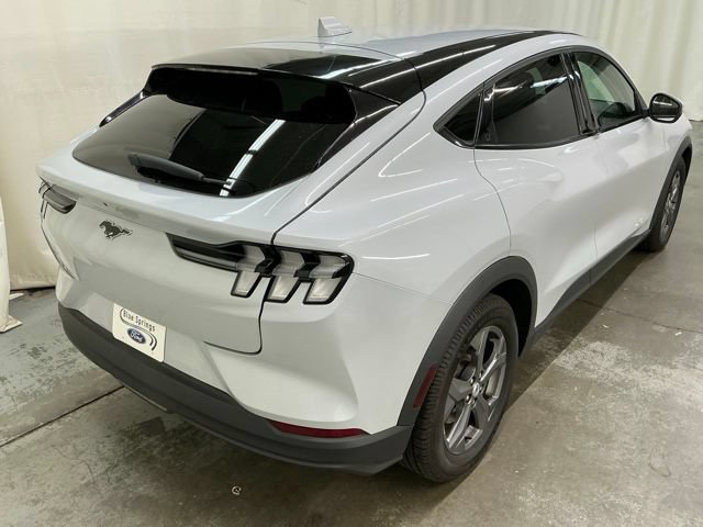 Used 2022 Ford Mustang Mach-E Select RWD image 3