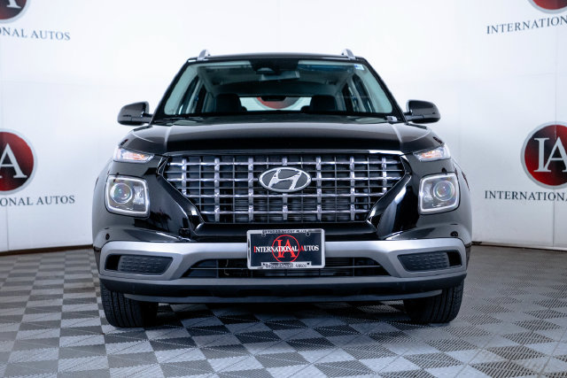 New 2026 Hyundai Venue SEL FWD image 3