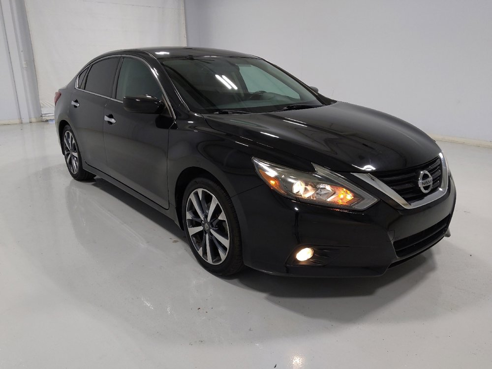 Used 2017 Nissan Altima 2.5 SR image 13