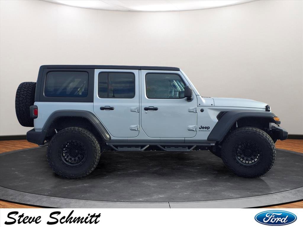 Used 2024 Jeep Wrangler Sport S image 26