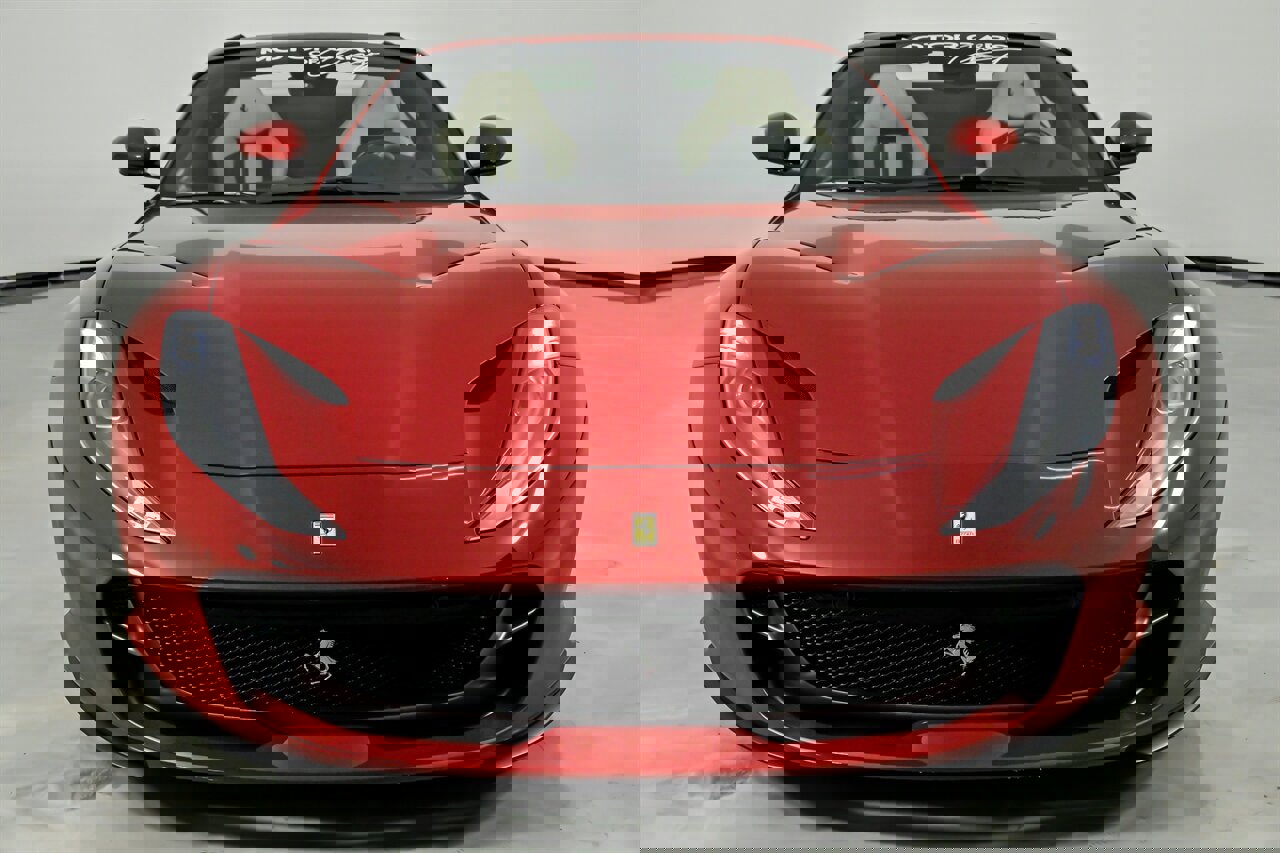 Used 2021 Ferrari 812 GTS image 5