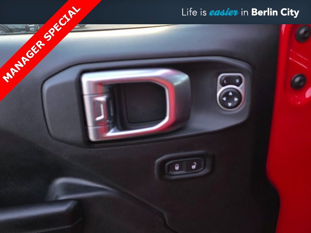 Used 2018 Jeep Wrangler Unlimited Sport S image 24