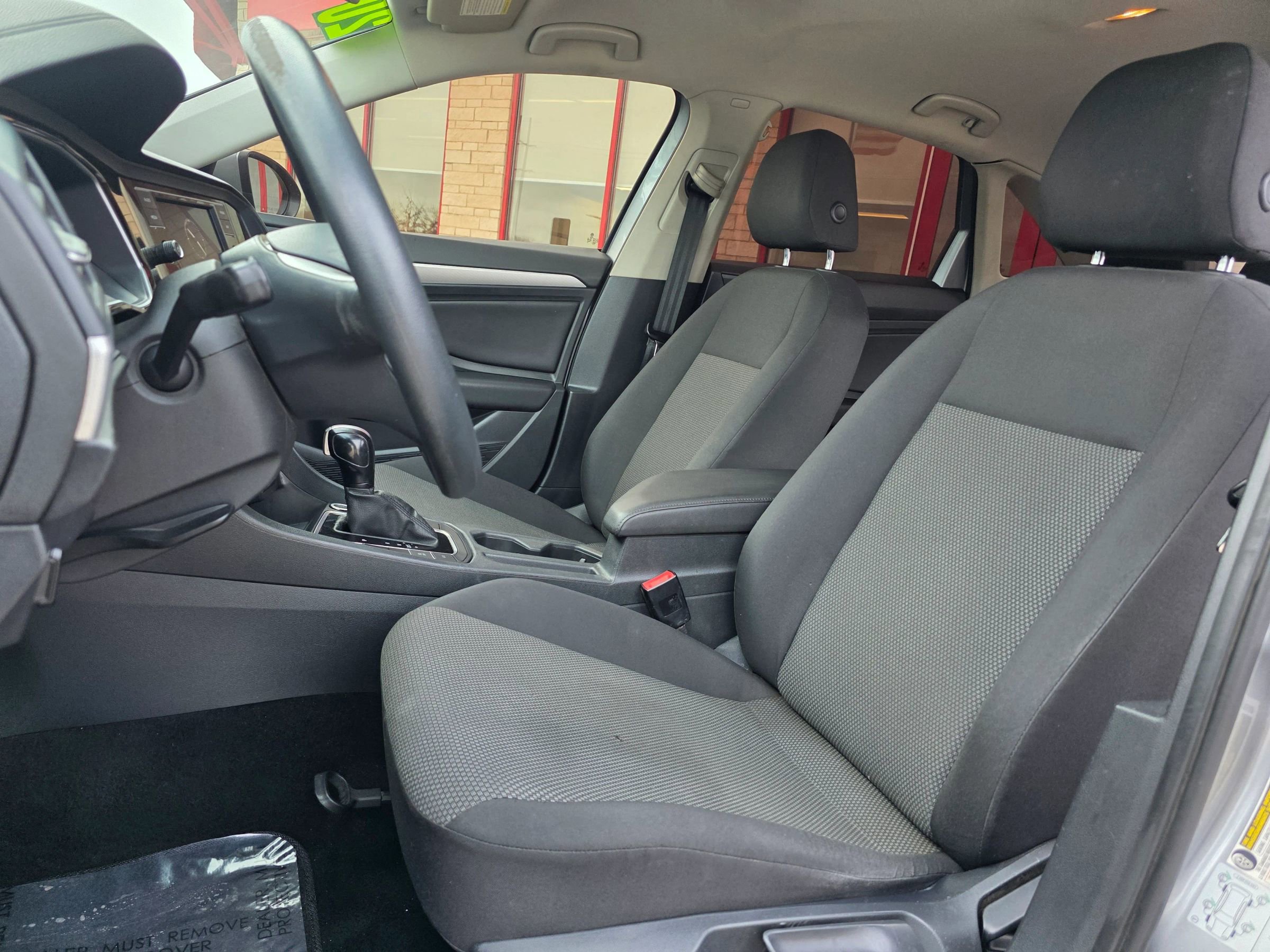 Used 2020 Volkswagen Jetta S image 9