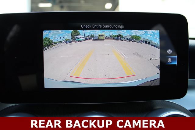 Used 2020 Mercedes-Benz GLC 300 4MATIC image 5