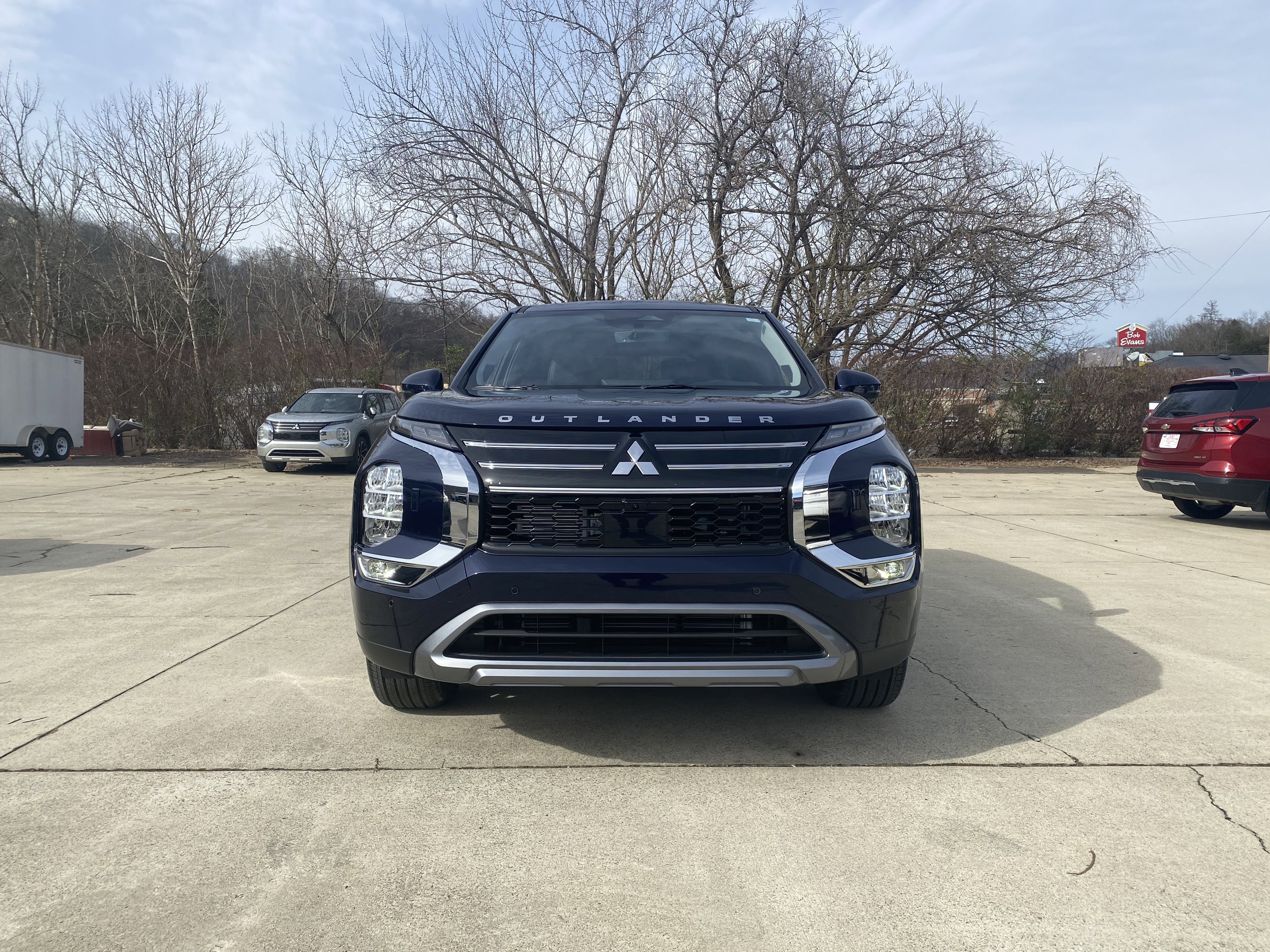 New 2026 Mitsubishi Outlander SE image 38