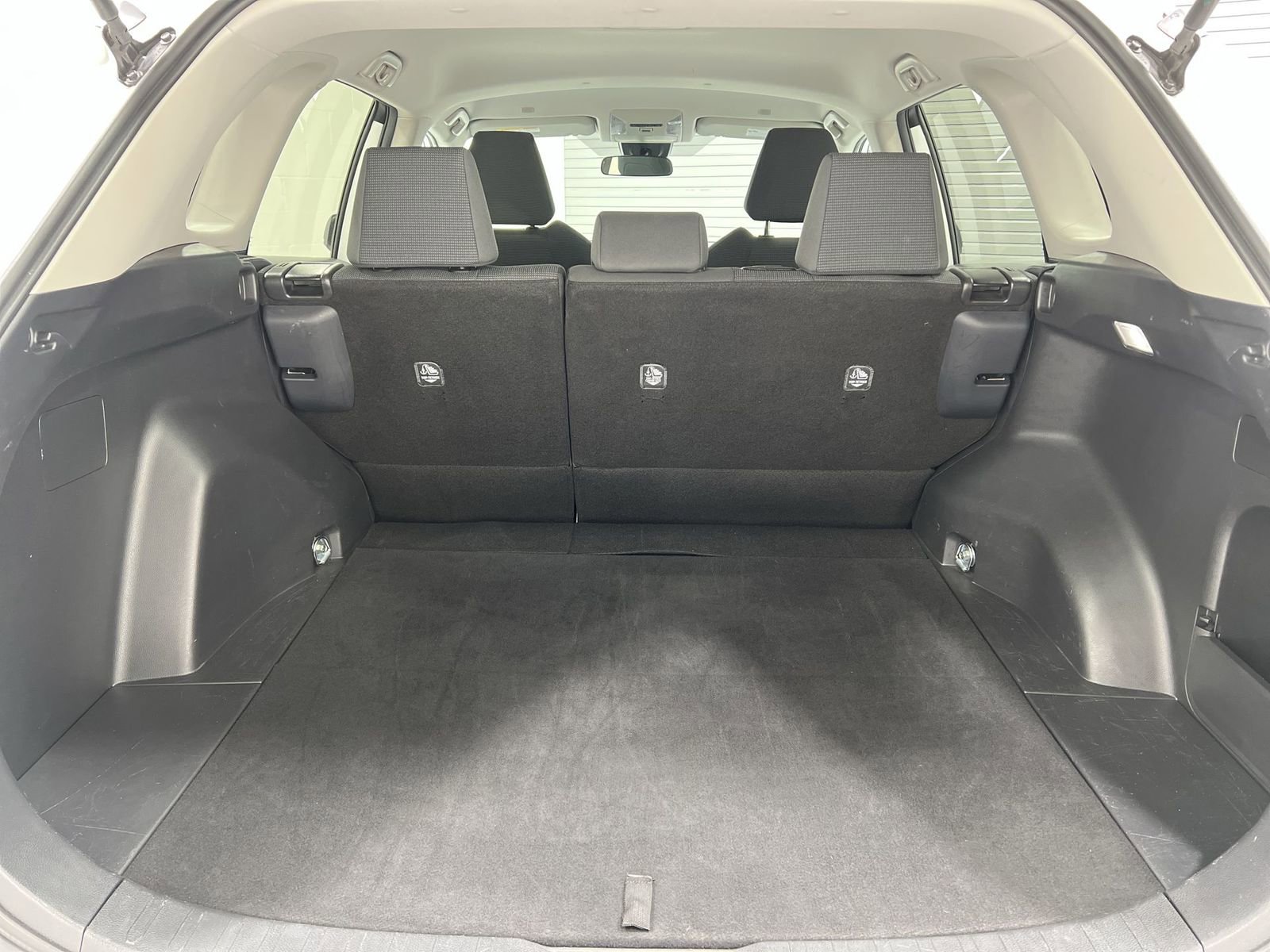 Used 2024 Toyota RAV4 LE image 22