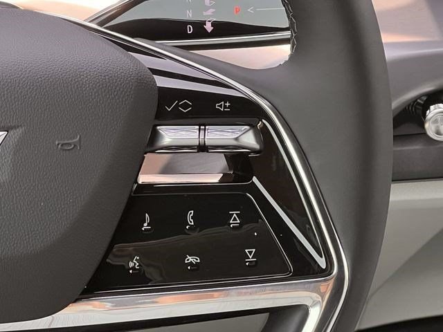 New 2027 Cadillac Vistiq Luxury AWD/4WD image 13