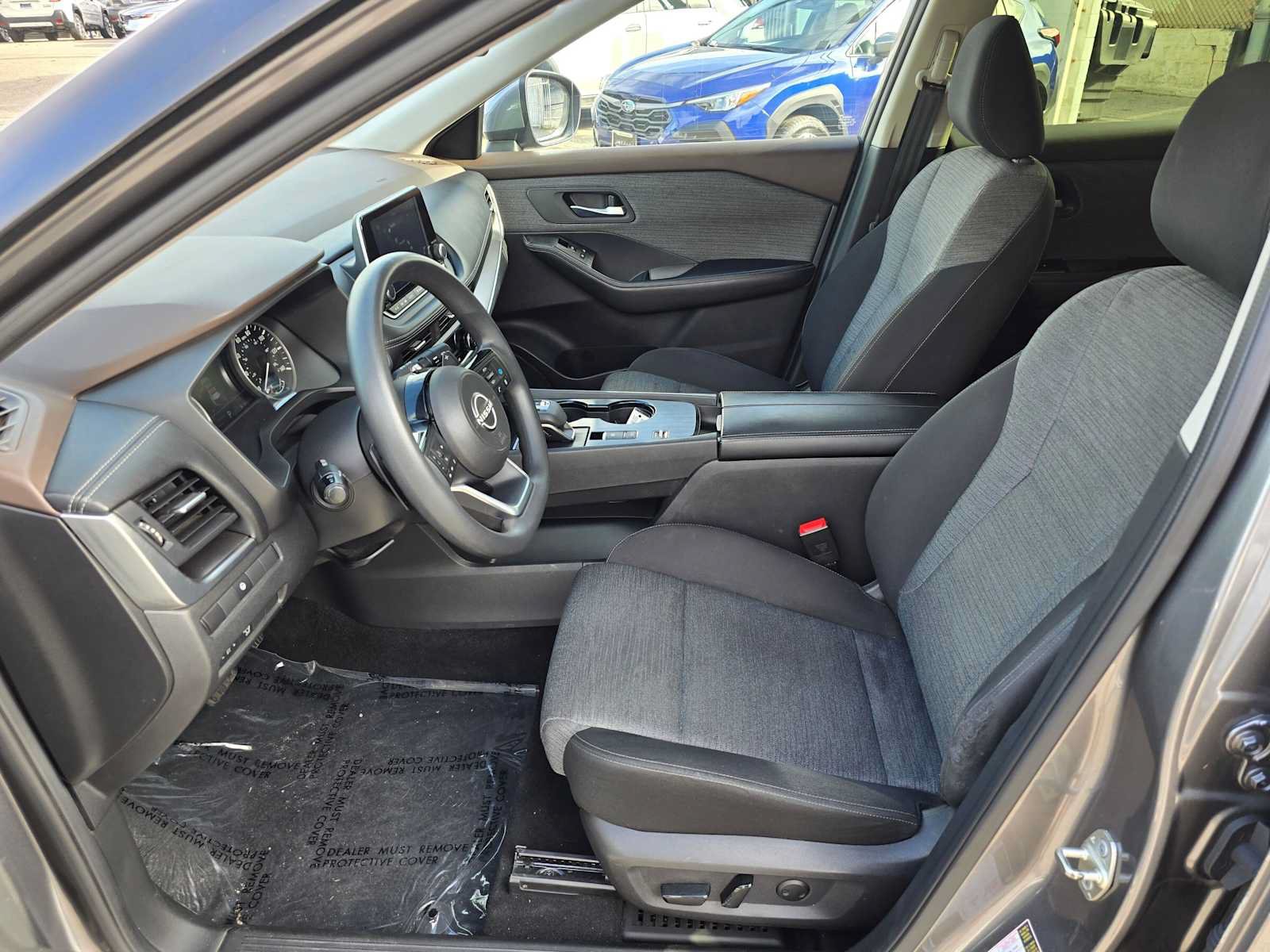 Used 2023 Nissan Rogue SV FWD image 20