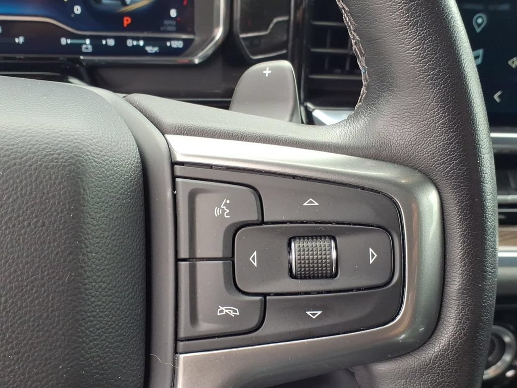 Used 2022 Chevrolet Silverado 1500 LT AWD/4WD image 23