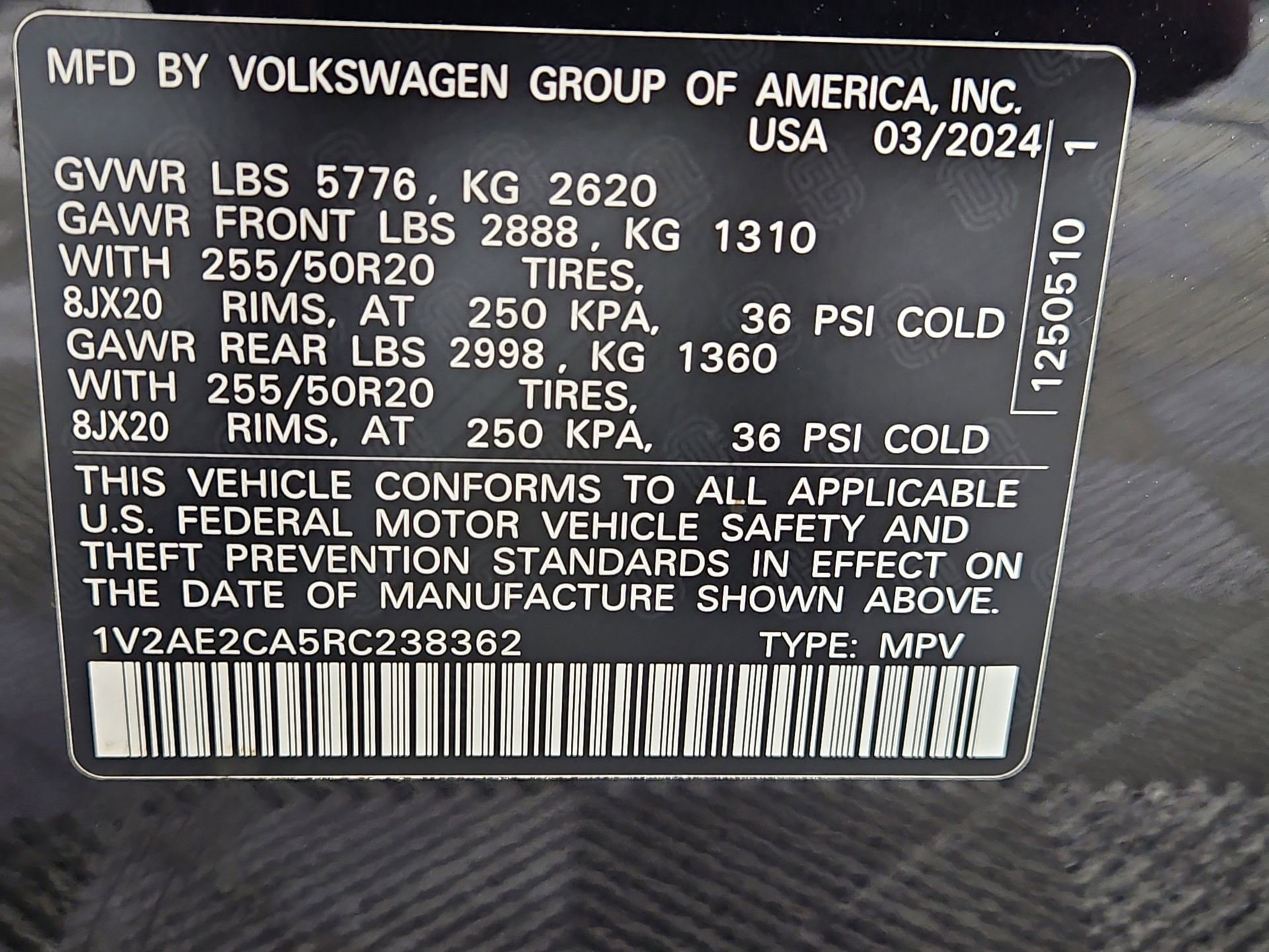 Used 2024 Volkswagen Atlas Cross Sport SEL R-Line AWD/4WD image 43