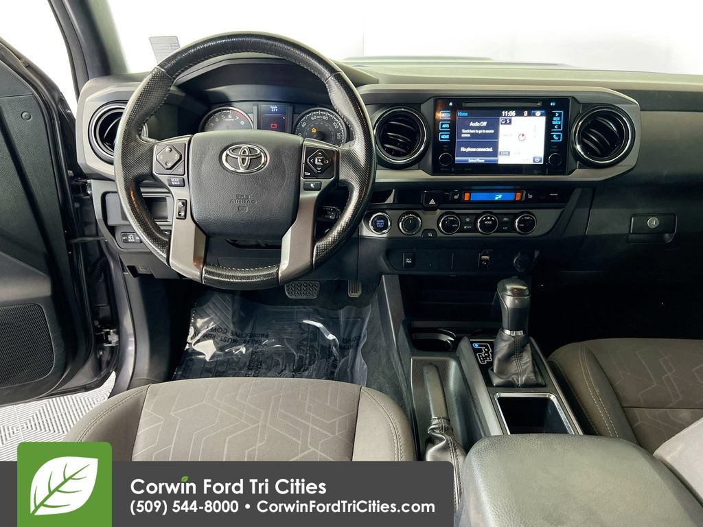 Used 2017 Toyota Tacoma TRD Off-Road AWD/4WD image 22